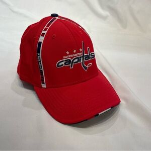 Washington Capitals Reebok Center Ice Collection Fitted S/M - Hat Cap NHL Hockey